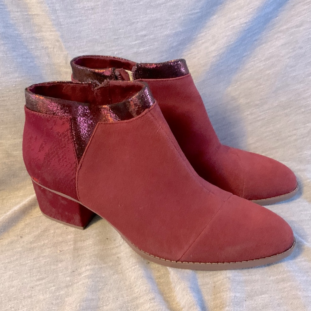 Toms Womens9.5 Red Suede Leather Side Zip Loren Booties Ankle Boots Block Heel